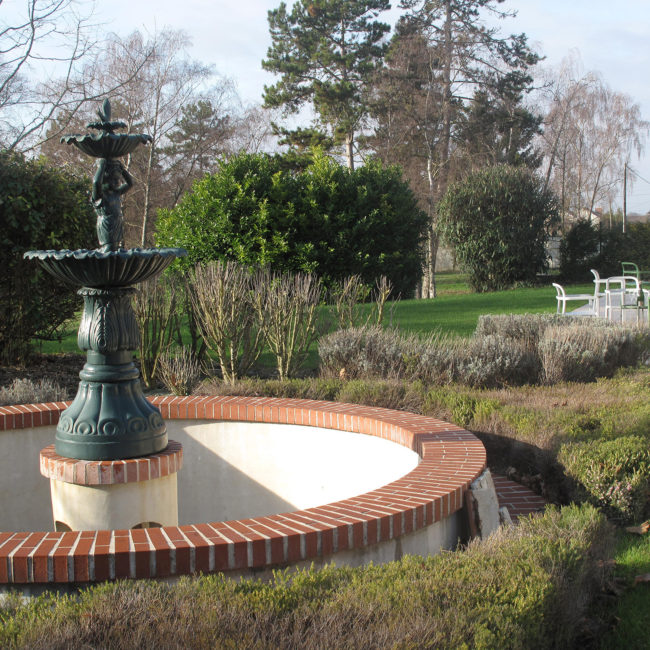 Fontaine Jardin Clos la Chapelle